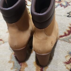 Timberland Women's Tan Leather Ankle Boots